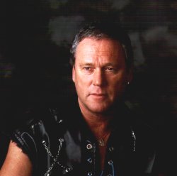 devos.jpg (8068 bytes)