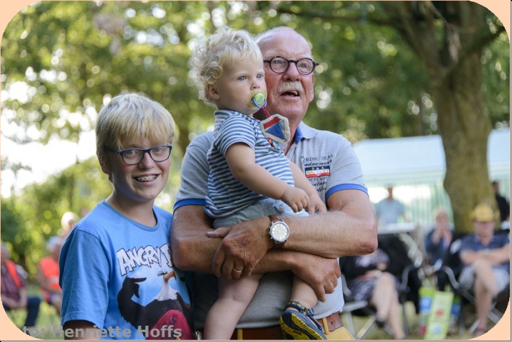 View 20160827-193©HHOFFSDick'sPicknick